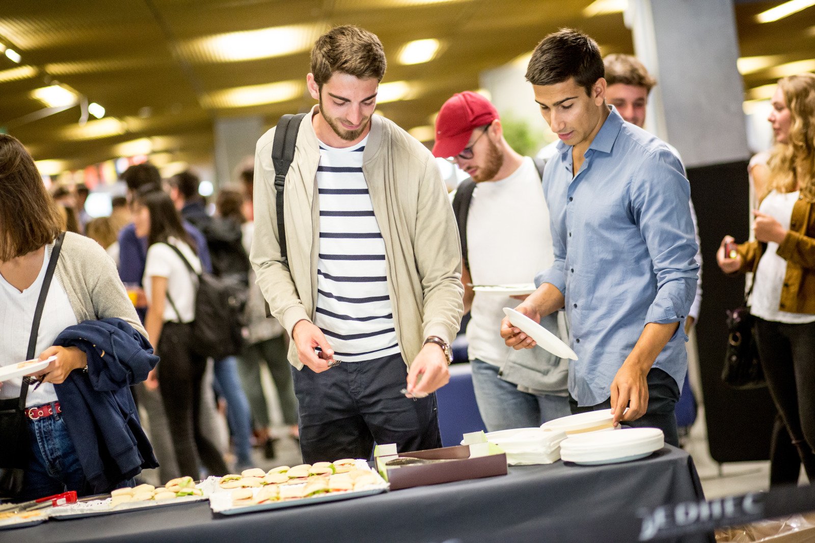 Campus Jean Arnault - EDHEC - College - Roubaix, - Zaubee